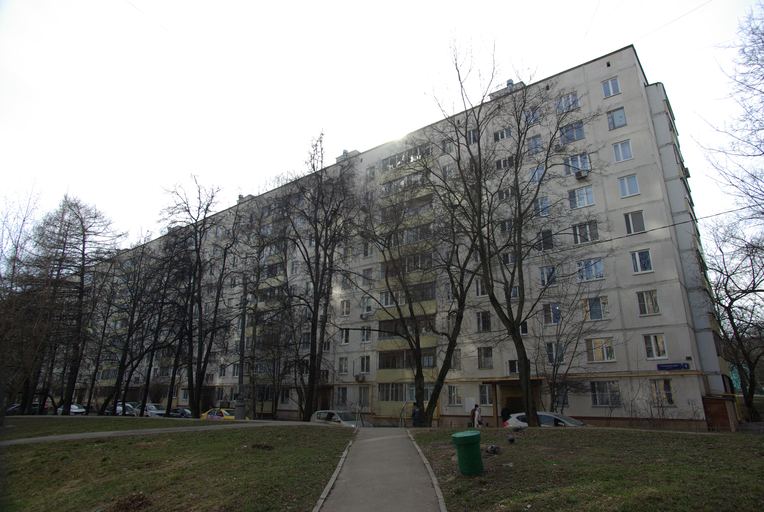 <<МНОГОКВАРТИРНЫЙ ДОМ>>)